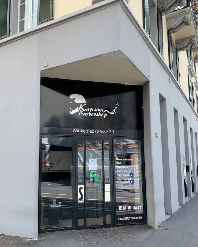 Karizma Barbershop Eingang Luzern